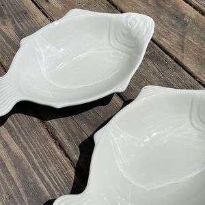 Set/2 Vintage Hall Pottery Kitchenware Serving Fish Bowls